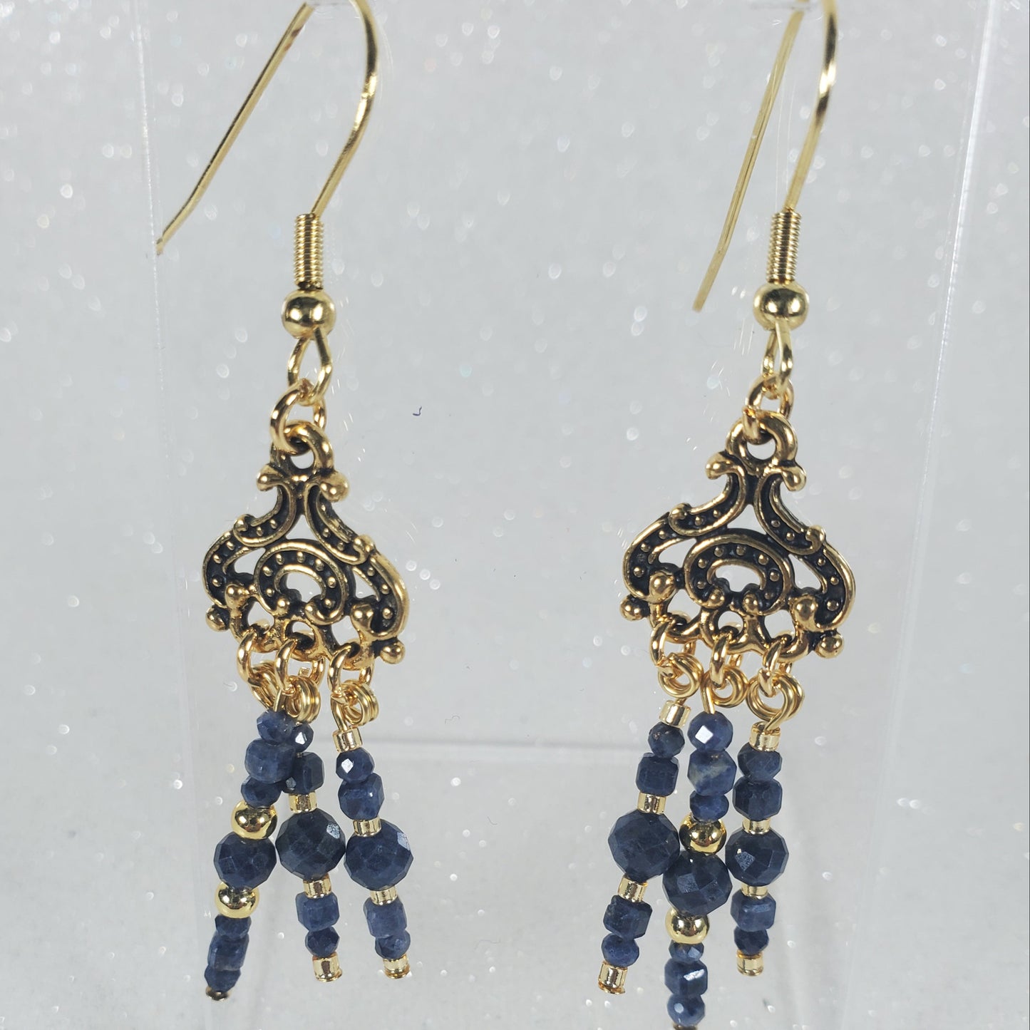 Gemstone Earrings: Sapphire Gold