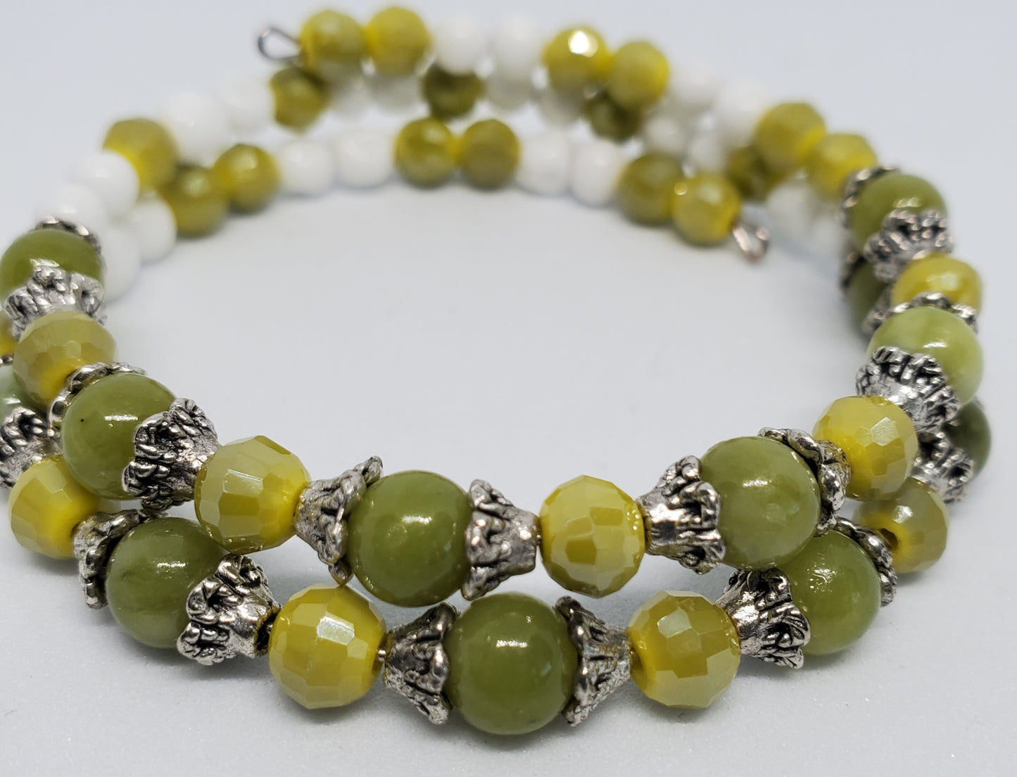 Peridot Gemstone Jewelry Set – Elegant Vintage-Inspired Design