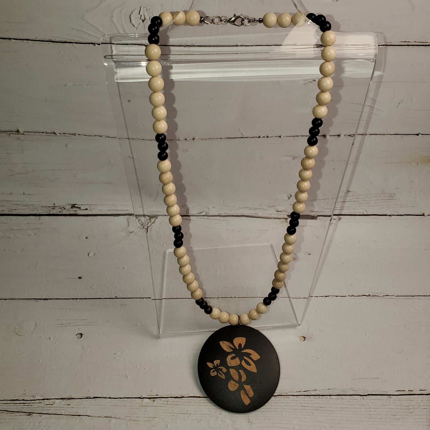 Gemstone Necklace: Fossil Jasper with Pendant