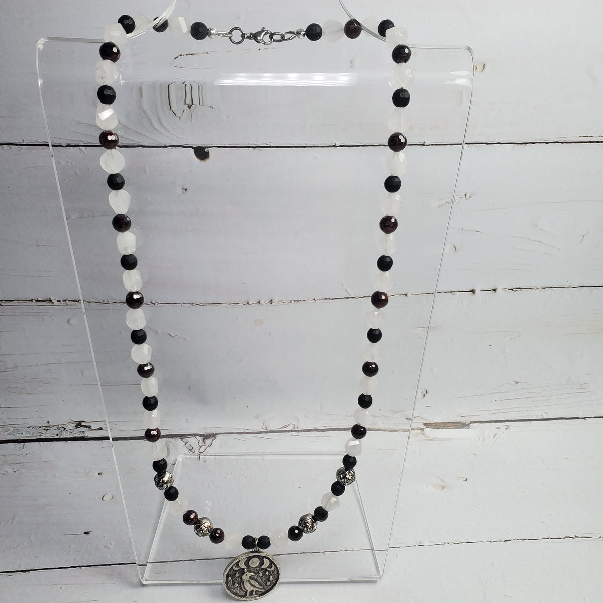 Raven & Moon Gemstone Necklace – Rose Quartz, Red Garnet & Black Onyx